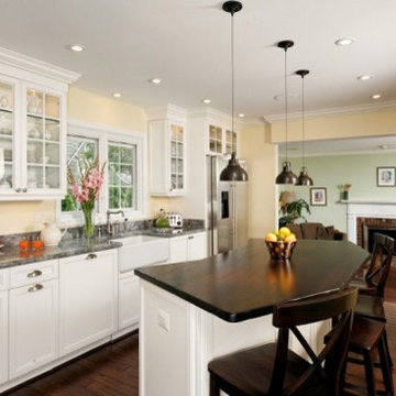 Award Winning Kitchen in Reston, Virginia Touts Curved Island