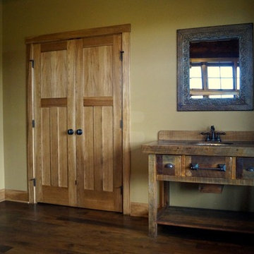 Mora, Minnesota Hunting Cabin