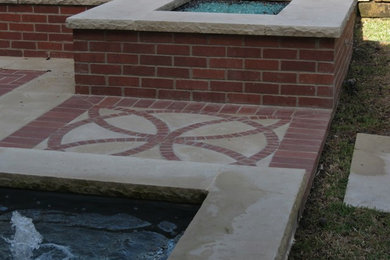 Example of a classic home design design in Dallas