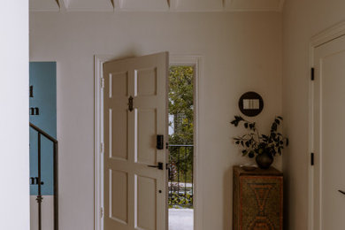 Example of an eclectic entryway design in Los Angeles