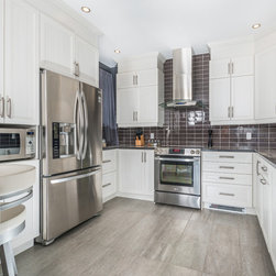 Kitchens/Cuisines - Kitchen Cabinetry