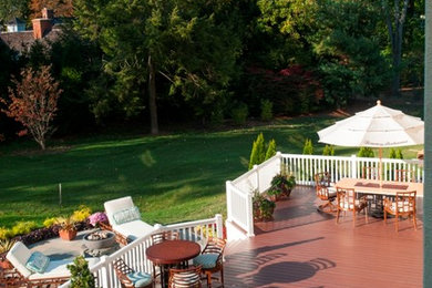 Inspiration for a timeless deck remodel in Philadelphia