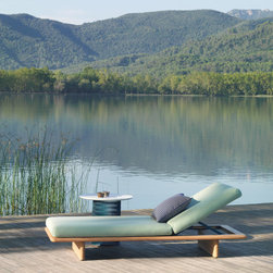 Kettal Mesh Lounger - Outdoor Lounge Chairs