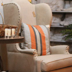 Roo Grayson Signature Space - Living Room Chairs