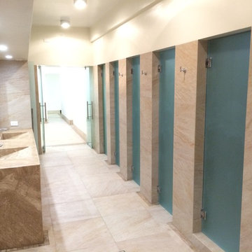 Regaderas y WC.