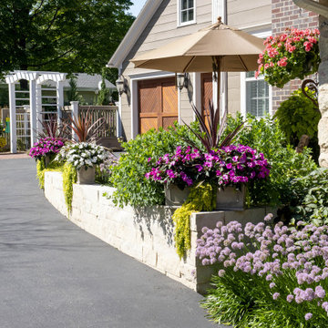 Rustic Stone Wall - Cedarburg