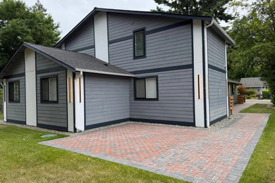 Transitional exterior home idea in Boise