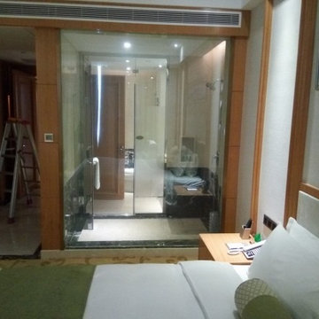 HOTEL WALL