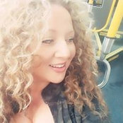 Iya Davidsons foto