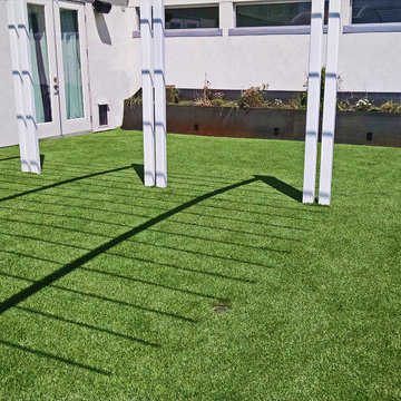 LoHi Artificial Grass Balcony