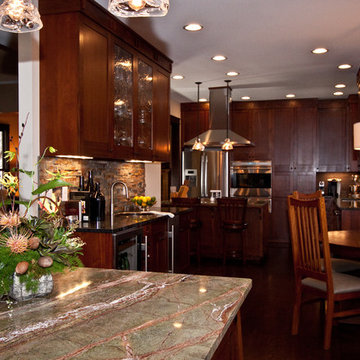 Modern Art & Crafts Kitchen