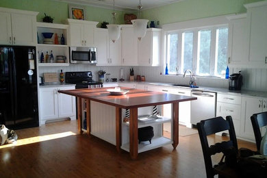 Trendy kitchen photo in Other