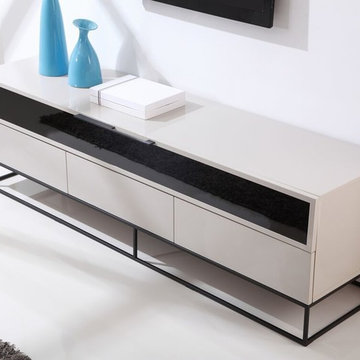 Publicist TV Stand | High-Gloss Cream