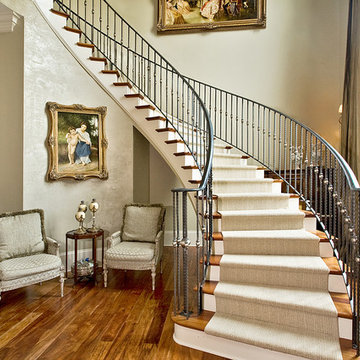 Danos Residence