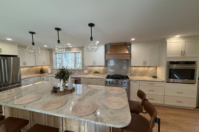 Kitchen photo in Bridgeport