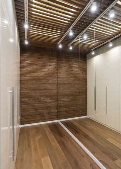 Современный Гардеробная by Студия дизайна интерьера МЕЧТА SPACE
