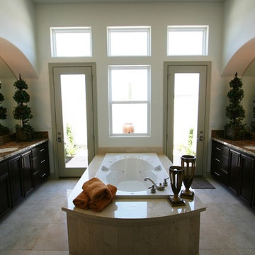 Italian Renaissance Courtyard Villa | Grand Islands at Seven Oaks, Bakersfield