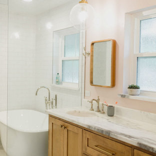 Bäder mit oranger Wandfarbe und schwarzem Boden Ideen, Design & Bilder