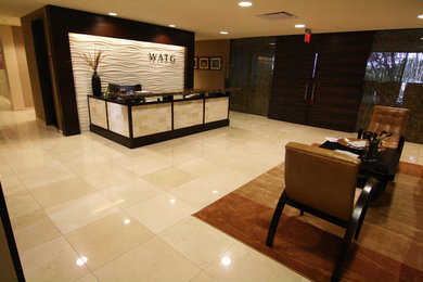 Entryway - huge modern entryway idea in Orlando