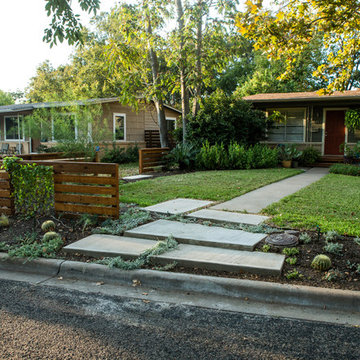 Rustic Crestview Backyard Retreat