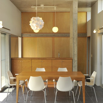 YY-HOUSE