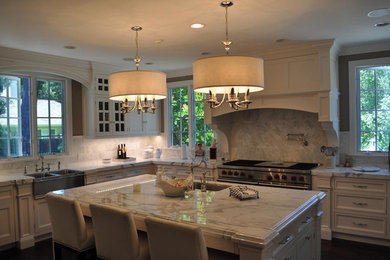 Elegant kitchen photo in San Francisco