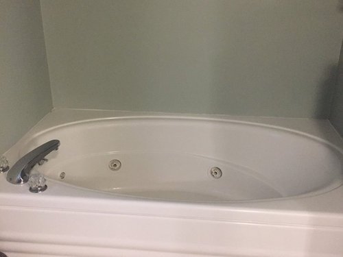 Tile Around Tub, How To Install Wall Tile Around A Bathtub