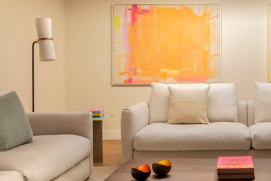 Inspiration for a contemporary living room.