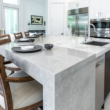 Modern High-Gloss Kitchen - Palm Beach Gardens, FL
