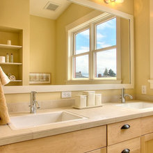 Janzen's Bathroom ideas