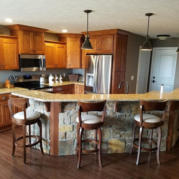 Pecan-Stained Oak Cabinets