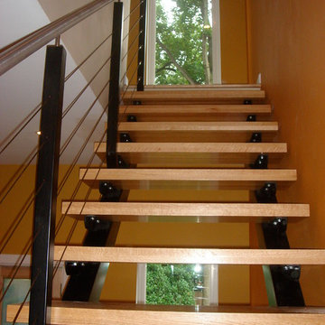 Open riser stairs