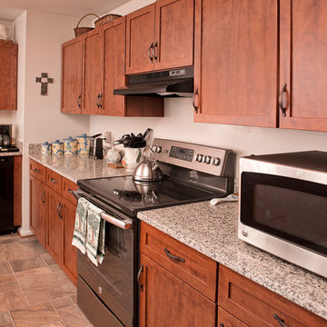 Vibrant Laminate Kitchen from Centreville, VA