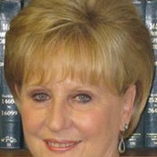 Donna De Bie's photo
