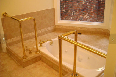 Bathroom - bathroom idea in St Louis