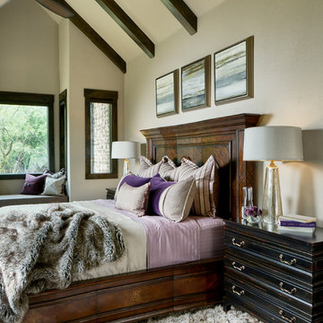 Cliff House: Master Bedroom