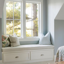 WINDOW SEAT