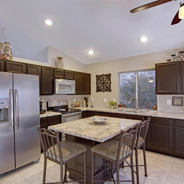 Selling a home in Phoenix during the Holidays
