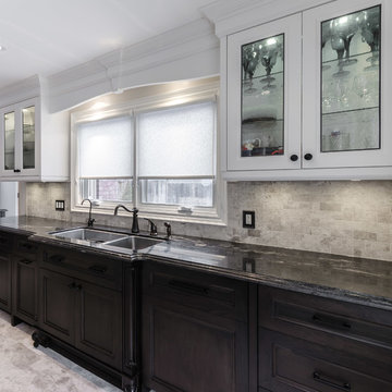 Glen Abbey Oakville - dual finish custom kitchen