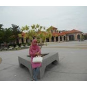 Enni Nurhayati's photo