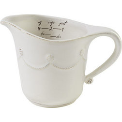 Traditional Measuring Cups by China Royale