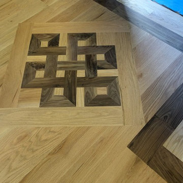 Celtic Knot - Walnut Border
