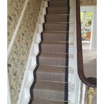Installing Carpet to Stairs with Black Border
