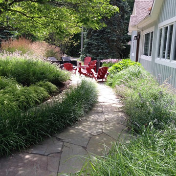 Compact Front Yard