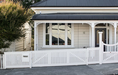 Houzz Tour: Innovative Garage for Historical Home in Auckland