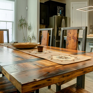 Jones Raleigh Contemporary Home - Dining Table