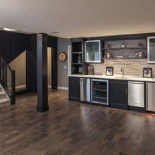 Wet bar