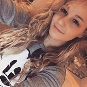 Chloe Peterson's photo