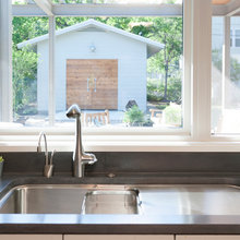 Cobblecrest Sinks & Features