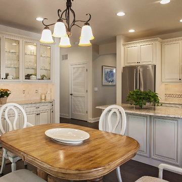 Vintage Style in Antique White is a Rock Star!